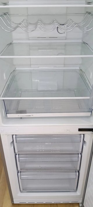 NEVERA COMBI BALAY NO FROST ENERGÍA A+