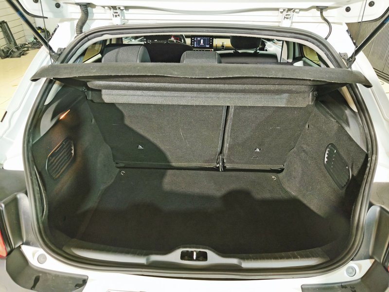 Citroën C4 Cactus 1.2 PureTech Feel Edition 2017, foto 31