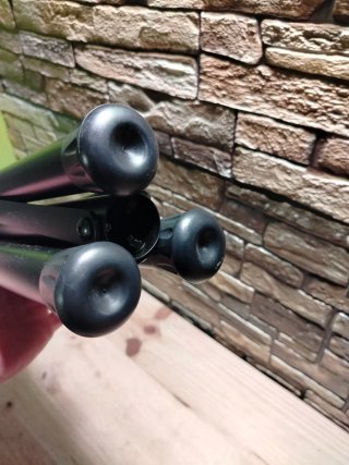 Amazon Basics Soporte ajustable para altavoz