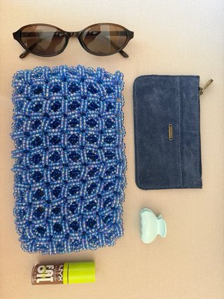 Bolso de mano de abalorios azul