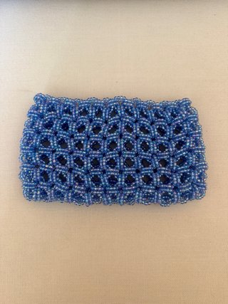 Bolso de mano de abalorios azul