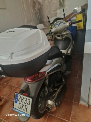 Piaggio Beverly 500 Año 2005.   32000KM