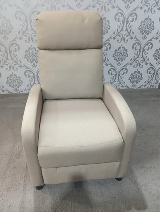 SILLÓN RECLINABLE CÓMODO A ESTRENAR