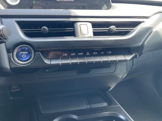 Lexus UX 2.0 250h Business Navigation
