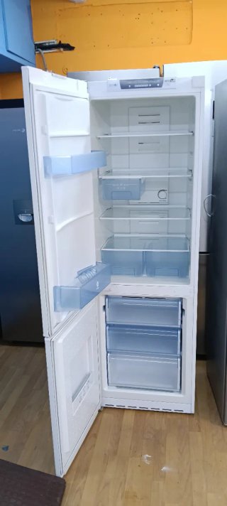 NEVERA COMBI BALAY NO FROST ENERGÍA A+