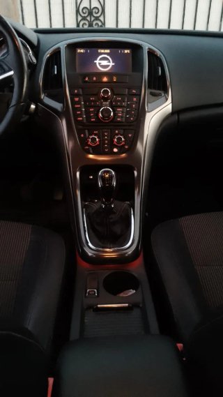 Opel Astra 2010