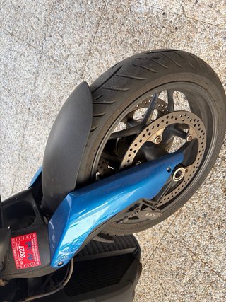 BMW K1200R Azul y Negra
