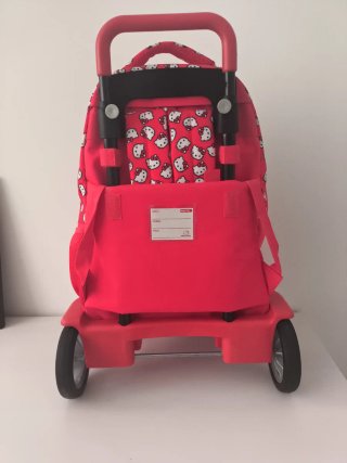 Mochila Hello Kitty con ruedas