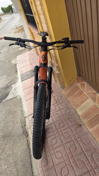 ¡COMO NUEVA! Scott Strike eRide 910 EVO Talla M -