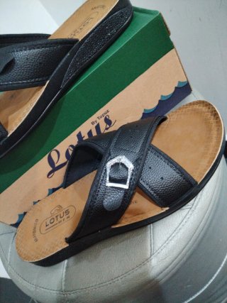 Ciabatte Uomo Lotus N.44 Nere