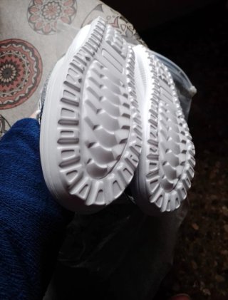 Zapatillas deportivas mujer plateadas y blancas
