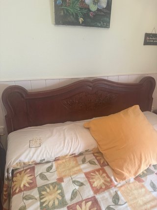 Cama y mesitas madera maciza