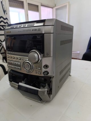 Sistema de Audio Aiwa NSX-S777 Plata