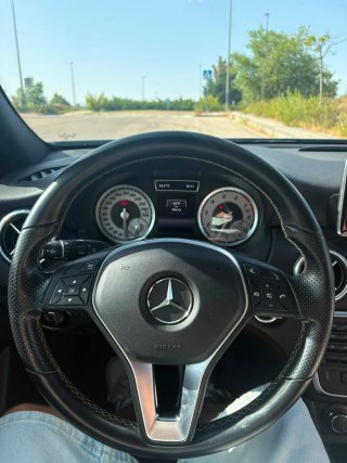 Mercedes-Benz A180 2013
