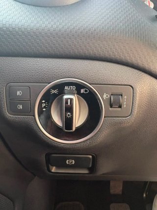 Mercedes-Benz A180 2013
