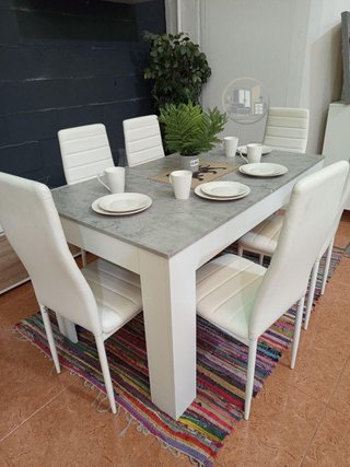 Mesa Extensible + 6 Sillas Polipiel