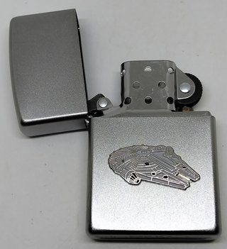 Zippo Halcón Milenario.