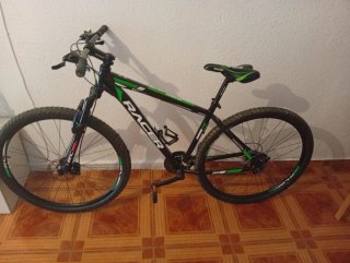 Bicicleta de montaña Racer 29