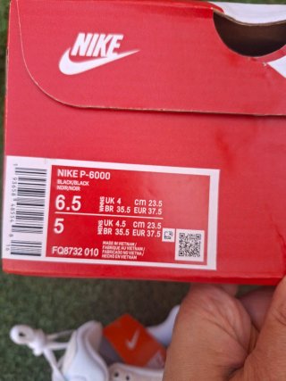 Nike P6000