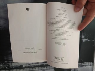 Siete agujas de coser - Lucía Chacón