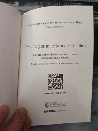 Siete agujas de coser - Lucía Chacón