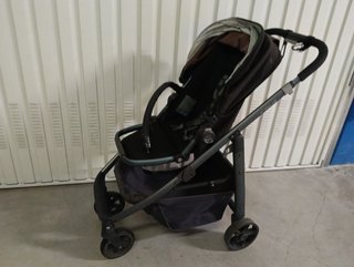 Cochecito Uppababy Cruz con capazo, silla y BeSafe