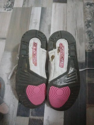 Zapatillas Jordan Air 3 Niña Rosa Blancas