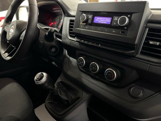 Nissan Primastar 2023