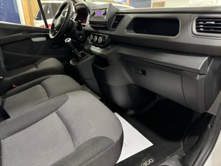 Nissan Primastar 2023