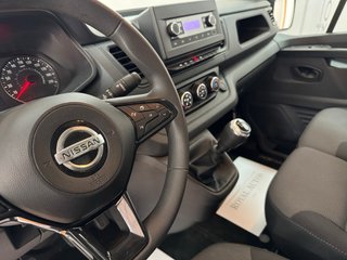 Nissan Primastar 2023
