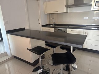 Cocina completa con electrodomésticos