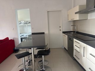 Cocina completa con electrodomésticos