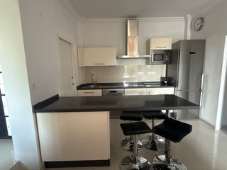Cocina completa con electrodomésticos