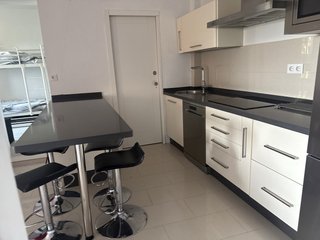 Cocina completa con electrodomésticos