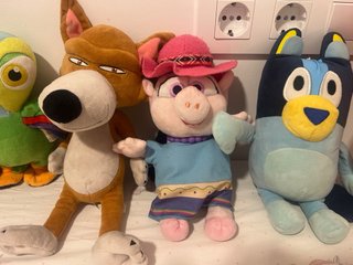 Lote de 6 peluches variados