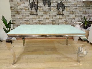 MESA DE COMEDOR - NUEVA