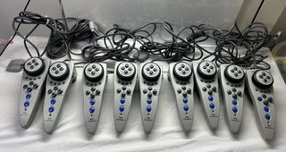 9x Controller UltraRacer PS1 PS2 Racing