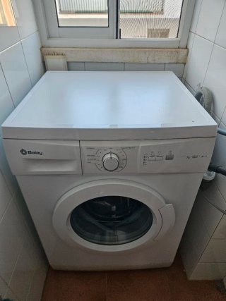Lavadora Balay 7kg 1000 rpm