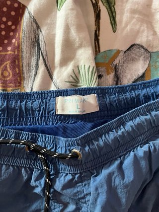 Bañador y camisetas 5€-10€