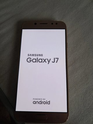 Samsung Galaxy J7 Dorado