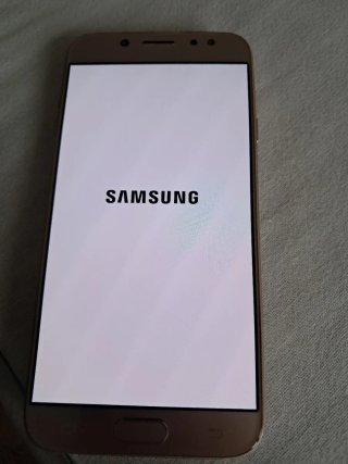 Samsung Galaxy J7 Dorado