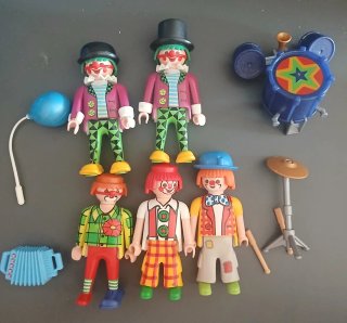Payasos y accesorios de circo
