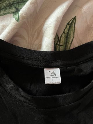 Bañador y camiseta 5-10€
