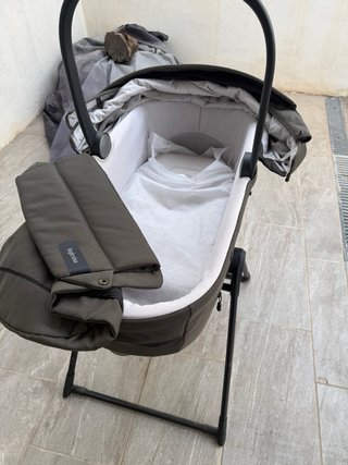 Carrito Inglesina Aptica XT con capazo y stand up
