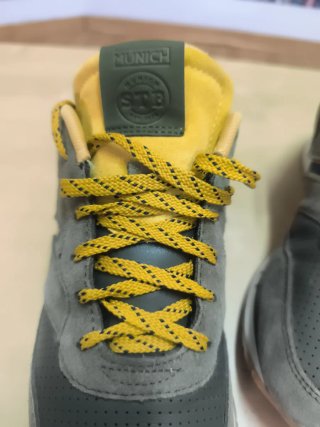 Deportivas Munich Hombre Verde y Amarillo