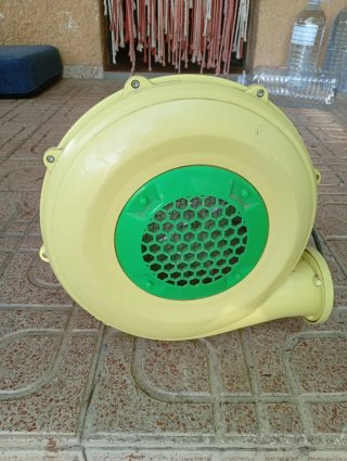 Soplador para castillos hinchables