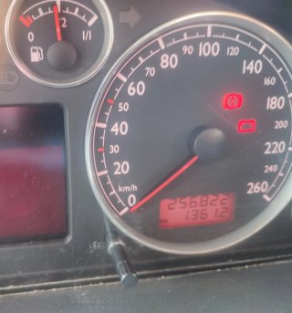 SEAT Alhambra 2004