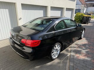 BMW Serie 3 e92 2011