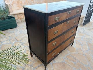 Cómoda antigua madera y mármol