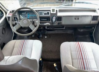 Peugeot J5 ,280L  1990